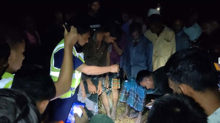 মাঠে পড়ে ছিল কৃষকের মরদেহ 