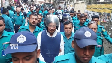 তোদের চৌদ্দগোষ্ঠী খেয়ে ফেলবো