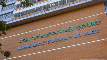 টঙ্গীতে সিলিন্ডার বিস্ফোরণ, শিশুর পর দগ্ধ মা-বাবাও পরপারে