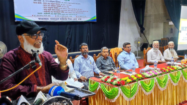 শিক্ষার সাথে সমানতালে বেকারত্বের হারও বাড়ছে