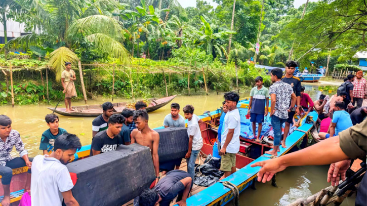 নেছারাবাদ উপজেলা প্রশাসন কর্তৃক ক্ষতিকর লাউড স্পিকার জব্দ