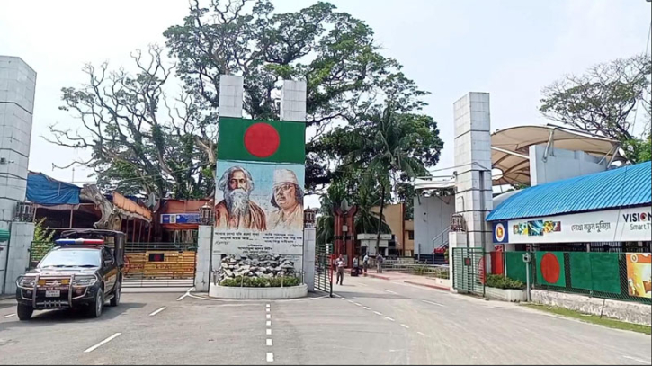 জুলাই গণ অভ্যুত্থান দিবসে বেনাপোল স্থলবন্দরে আমদানি-রফতানি বন্ধ