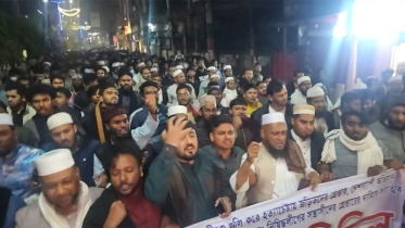 ওসমান হাদির মৃত্যুতে ফেনীতে বিক্ষোভ