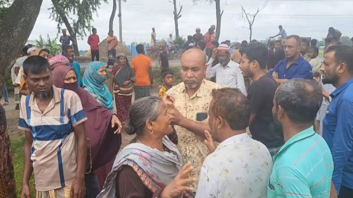 সিরাজগঞ্জে ট্রাকের চাপায় প্রাণ গেল বাবা-ছেলের