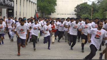 ঝিনাইদহে প্রতীকী ম্যারাথন দৌঁড় অনুষ্ঠিত