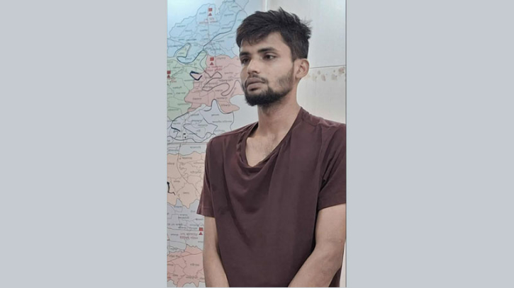 শার্শায় ব্যবসায়ীর কাছে চাঁদা দাবীর অভিযোগে যুবক আটক