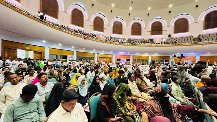 শতবার কল দিয়েও সারজিস-হাসনাতকে পাওয়া যায়নি