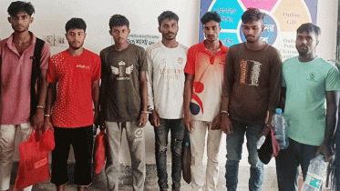চুরির অপরাধে গাছে ঝুলিয়ে অমানবিক নির্যাতন