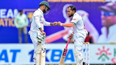 বৃষ্টির পর বাংলাদেশের উইকেট বৃষ্টি