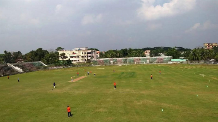 মাদারীপুর স্টেডিয়াম এখন মাদকের স্বর্গরাজ্য!
