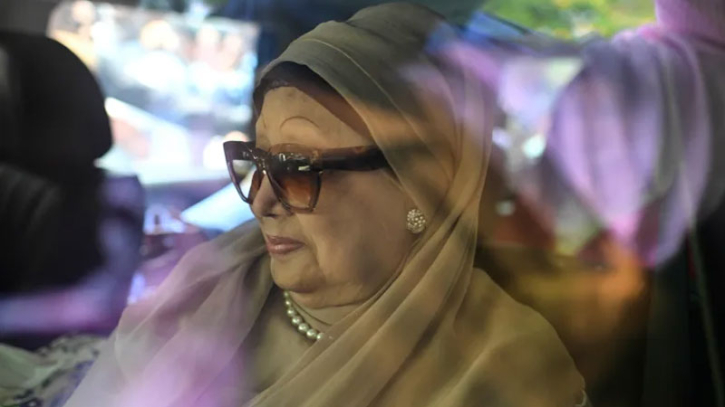 ৩ আসনে লড়বেন খালেদা জিয়া