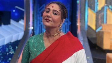 বাংলাদেশ নিয়ে খোঁচা, ভারতীয়কে ধুয়ে দিলেন স্বস্তিকা