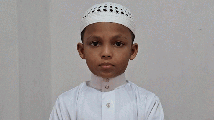 ১৩ মাসে কোরআনের হাফেজ ৮ বছরের মাশেকুর 