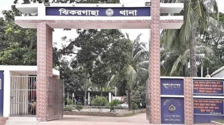 যশোরে গৃহবধূকে ধর্ষণ: পুলিশ হেফাজতে বাড়ির মালিক