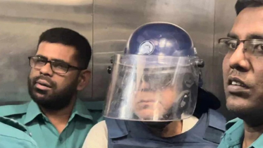 হাজতখানার টয়লেটে পড়ে রক্তাক্ত কামরুল 