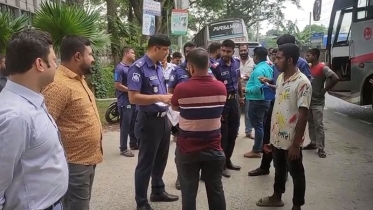 ঝিনাইদহে মহাসড়কে শৃঙ্খলা ফেরাতে যৌথ অভিযান