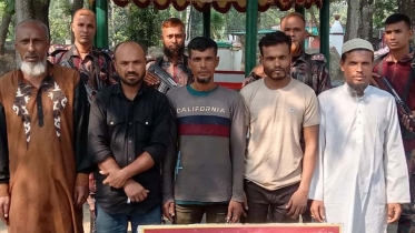 সীমান্ত দিয়ে ভারতে প্রবেশের চেষ্টা, নারী-শিশুসহ আটক ৩৬