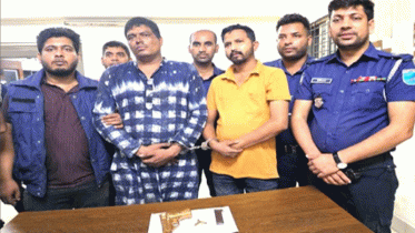 নারায়ণগঞ্জে দুই সন্ত্রাসী অস্ত্র সহ গ্রেপ্তার