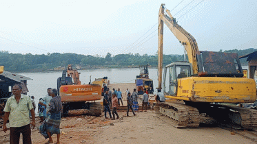 কর্ণফুলী নদীতে খনন ও সংস্কার কাজ শুরু, ফেরি চলাচল বন্ধ