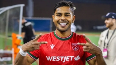জাতীয় দলে অভিষেকের দোরগোড়ায় সামিত সোম