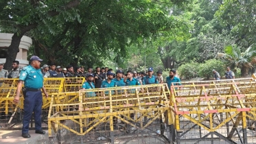 কঠোর নিরাপত্তার চাদরে যমুনা