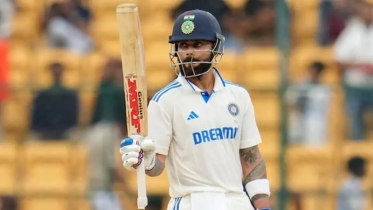 টেস্ট ক্রিকেট থেকে অবসর নিলেন বিরাট কোহলি