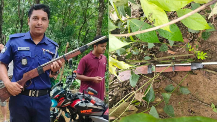জঙ্গল থেকে দেশীয় তৈরি বন্দুক উদ্ধার