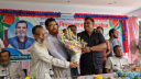 তিন দশক শিক্ষাদানের পর শিক্ষকের অশ্রুসিক্ত বিদায়