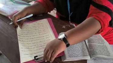 নকলের ভিডিও করতে গিয়ে দুই সাংবাদিককে মারধর