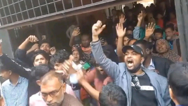আদালত চত্বরে জয় বাংলা শ্লোগান দিয়ে গ্রেপ্তার ৫