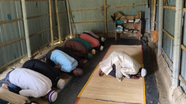 হরিণাকুণ্ডুতে একাধিক স্থানে ঈদুল আজহার জামাত অনুষ্ঠিত