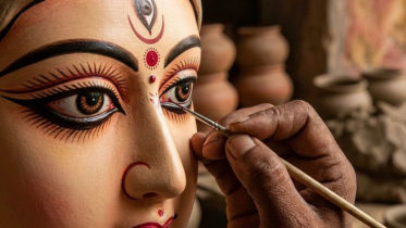 মহালয়ার মধ্য দিয়ে শুরু হলো দুর্গাপূজার ক্ষণগণনা