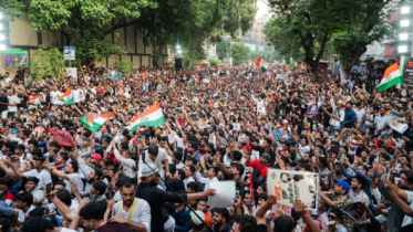 সিইসির পদত্যাগ দাবিতে উত্তাল দিল্লি, বন্ধ ইন্টারনেট