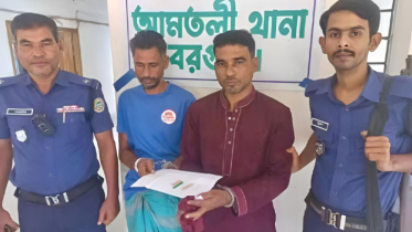 আমতলীতে ৪৯ পিস ইয়াবাসহ গ্রেপ্তার ২