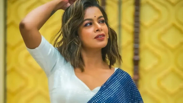 আমেরিকায় হেনস্থার শিকার কণ্ঠশিল্পী ইমন