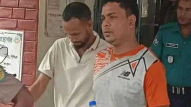 আবাসিক হোটেলে ইয়াবাসহ ২ পুলিশ সদস্য গ্রেফতার