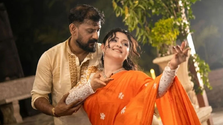 জন্মদিনের পার্টিতে পরীমনির নাচের সঙ্গী কে?