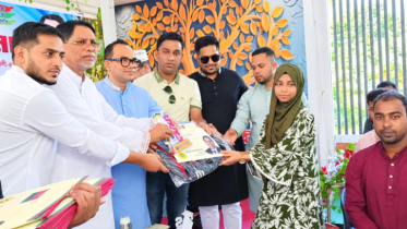 কবিরহাটে জিপিএ-৫ পাওয়া শিক্ষার্থীদের ছাত্রদলের সংবর্ধনা