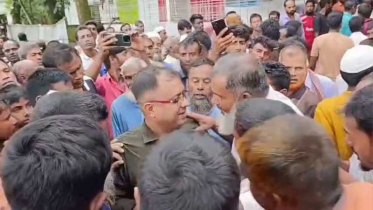 সার না পেয়ে সড়ক অবরোধ কৃষকদের