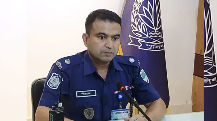 সনাতনী পল্লীতে ২৫ বাড়িতে আগুনের ভিডিও ‘মিথ্যা ও বানোয়াট’: পুলিশ
